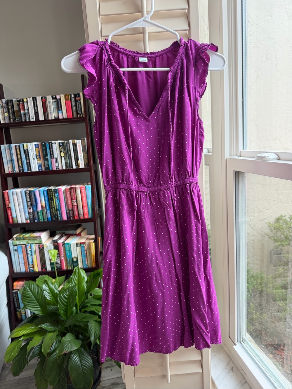 Old Navy Purple Polka Dot V-Neck Mini Dress